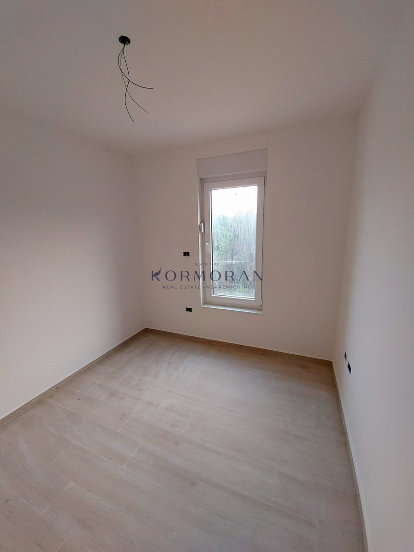 Šarmanten apartma ki se nahaja v bližini morja in savudrijskega svetilnika